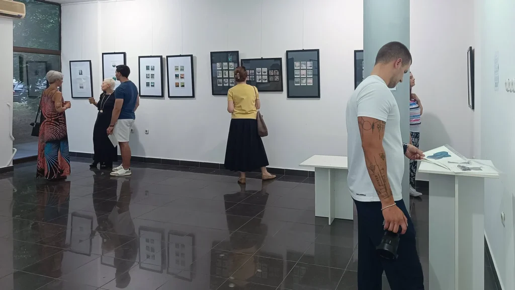 Вечерва: Концерт на народни игри и ора „Македонија во нас“ на Народните ансамбли „Светлост“ од Мелбурн…