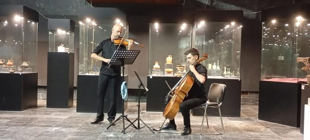 📸Photos from last night's extraordinary chamber concert "Violin and cello duo with premiere performances of two pieces...